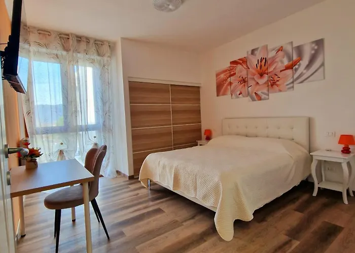 Couette-café L'incanto 4*
